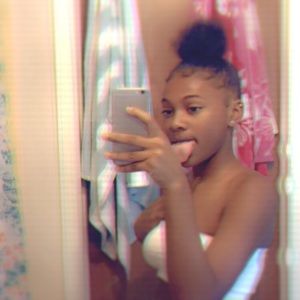 Meet your Posher, Aniyyah